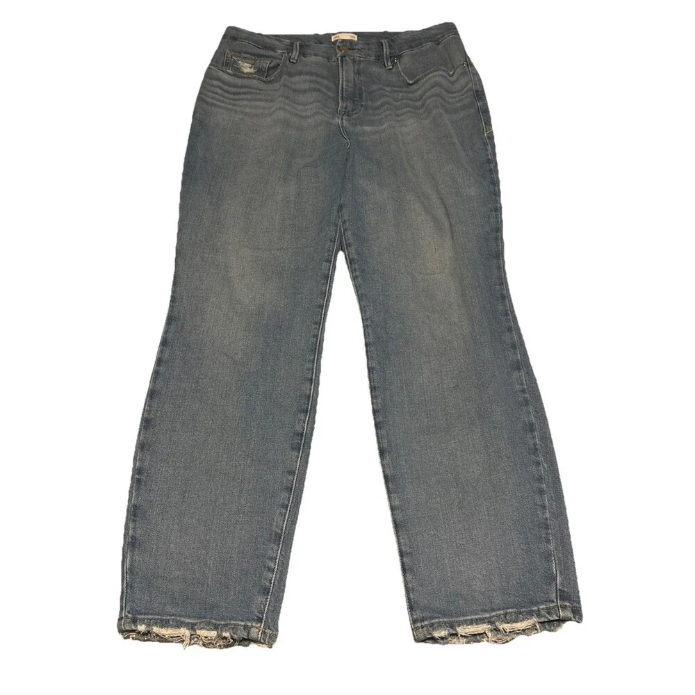 Good American Women’s Light Wash Distressed Jeans Size 15 Style GCC802T 1352